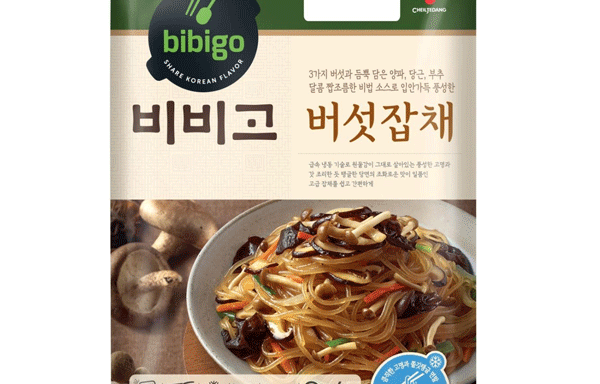 BIBIGO Jabchae Glass Noodles with Mushrooms & vegetables